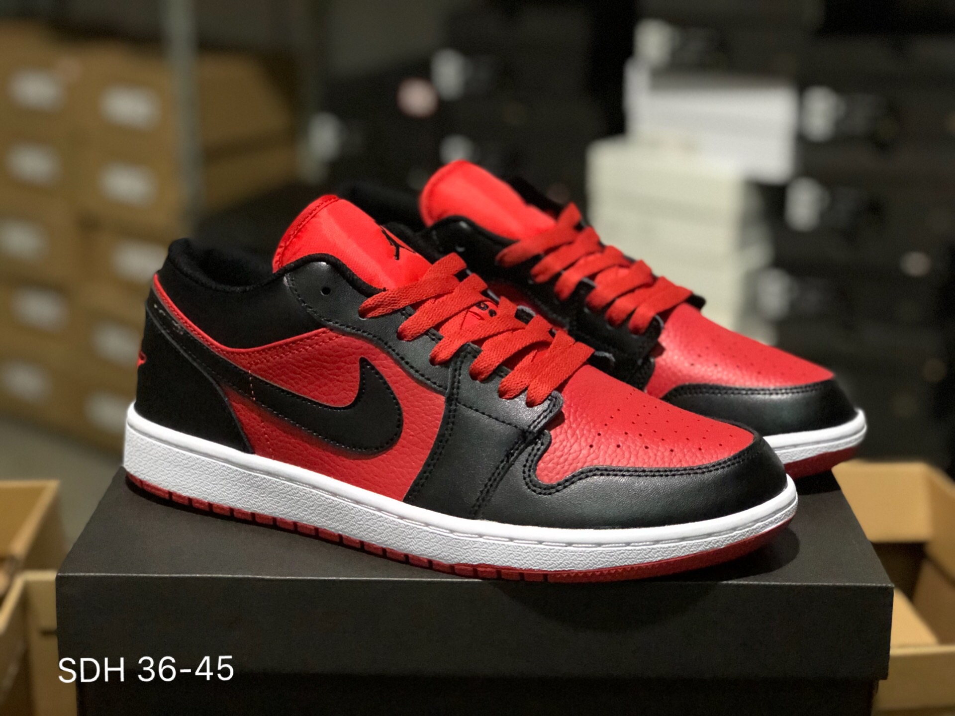 Air Jordan 1 Low Red Black White